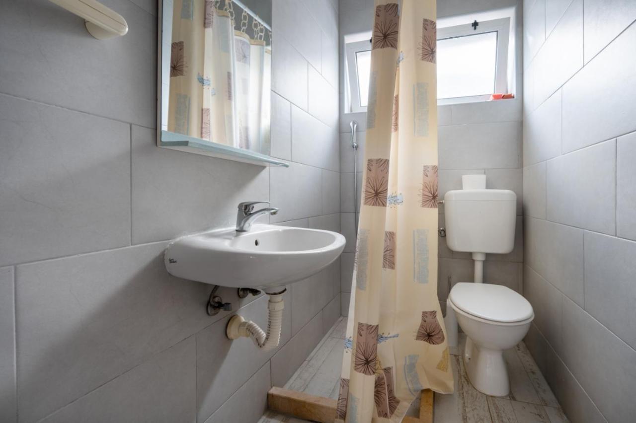 Apartments And Rooms Lotus Neum Esterno foto